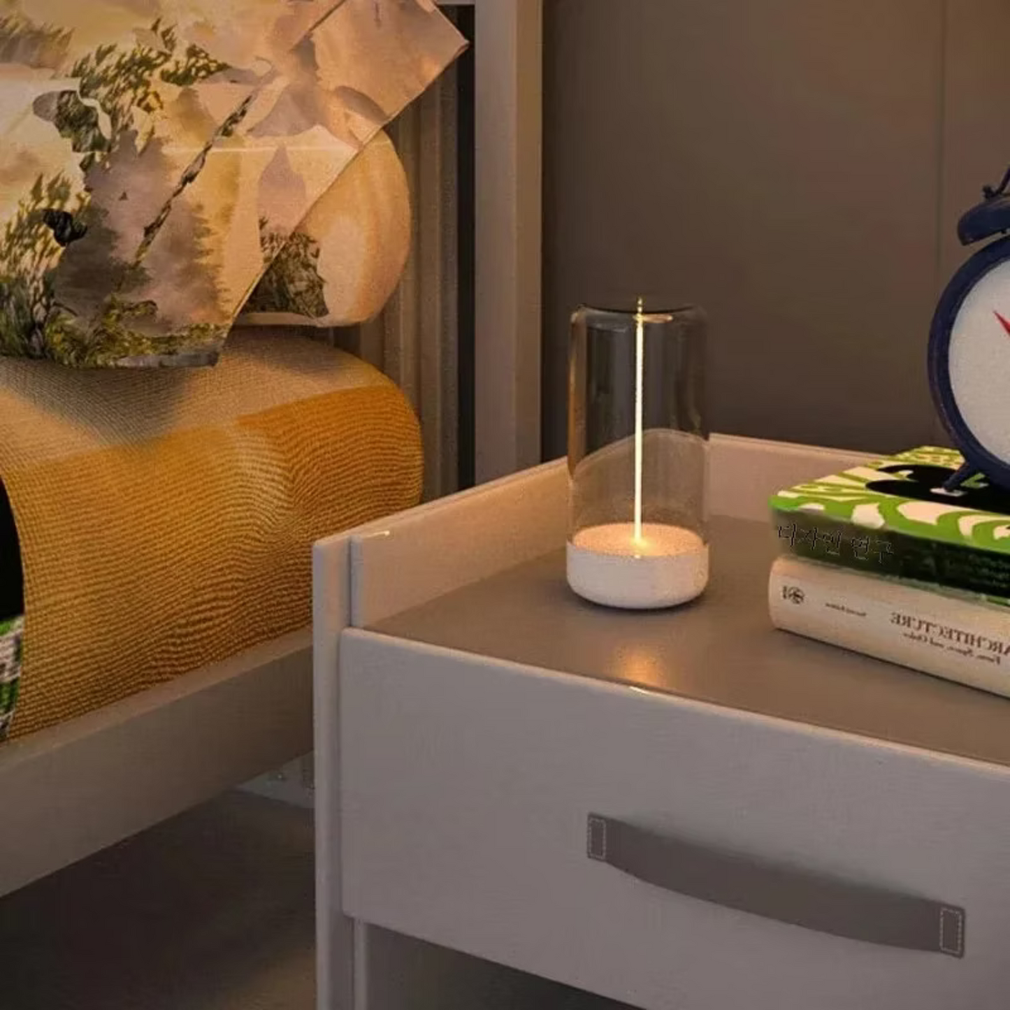 Rechargeable Modern Touch Lamp with Dimmable Glow