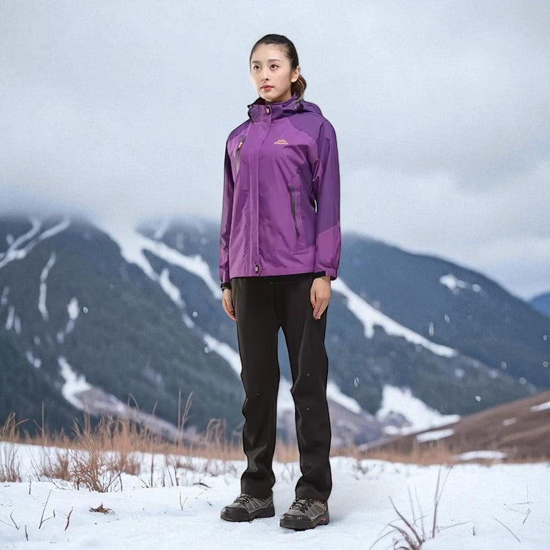 SummitGuard™ Women’s Softshell Outdoor Set
