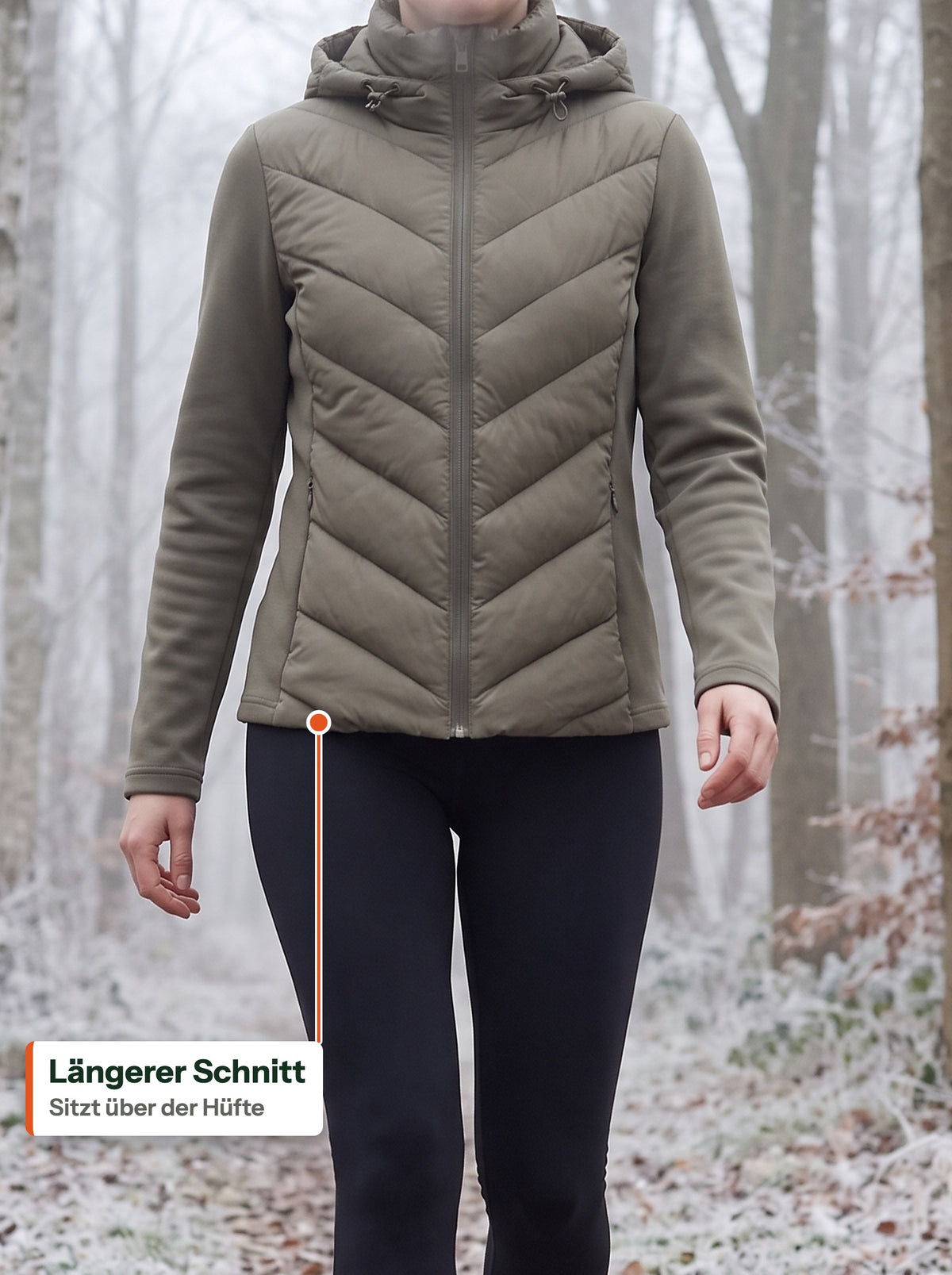 Längerer Schnitt der grünen Chevron-Hybridjacke über der Hüfte (DE Label)