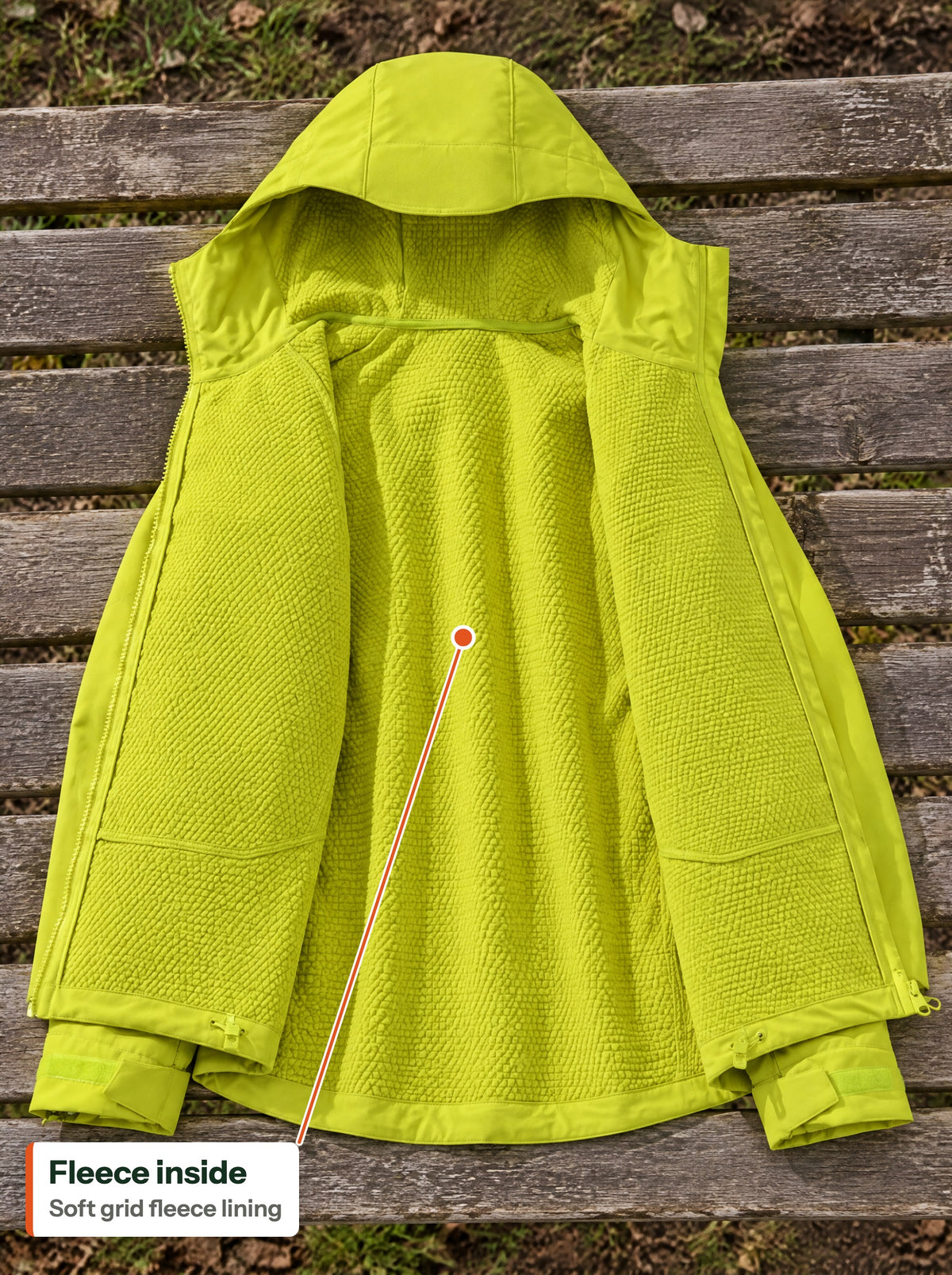 Grid fleece lining inside the open jacket (EN label)