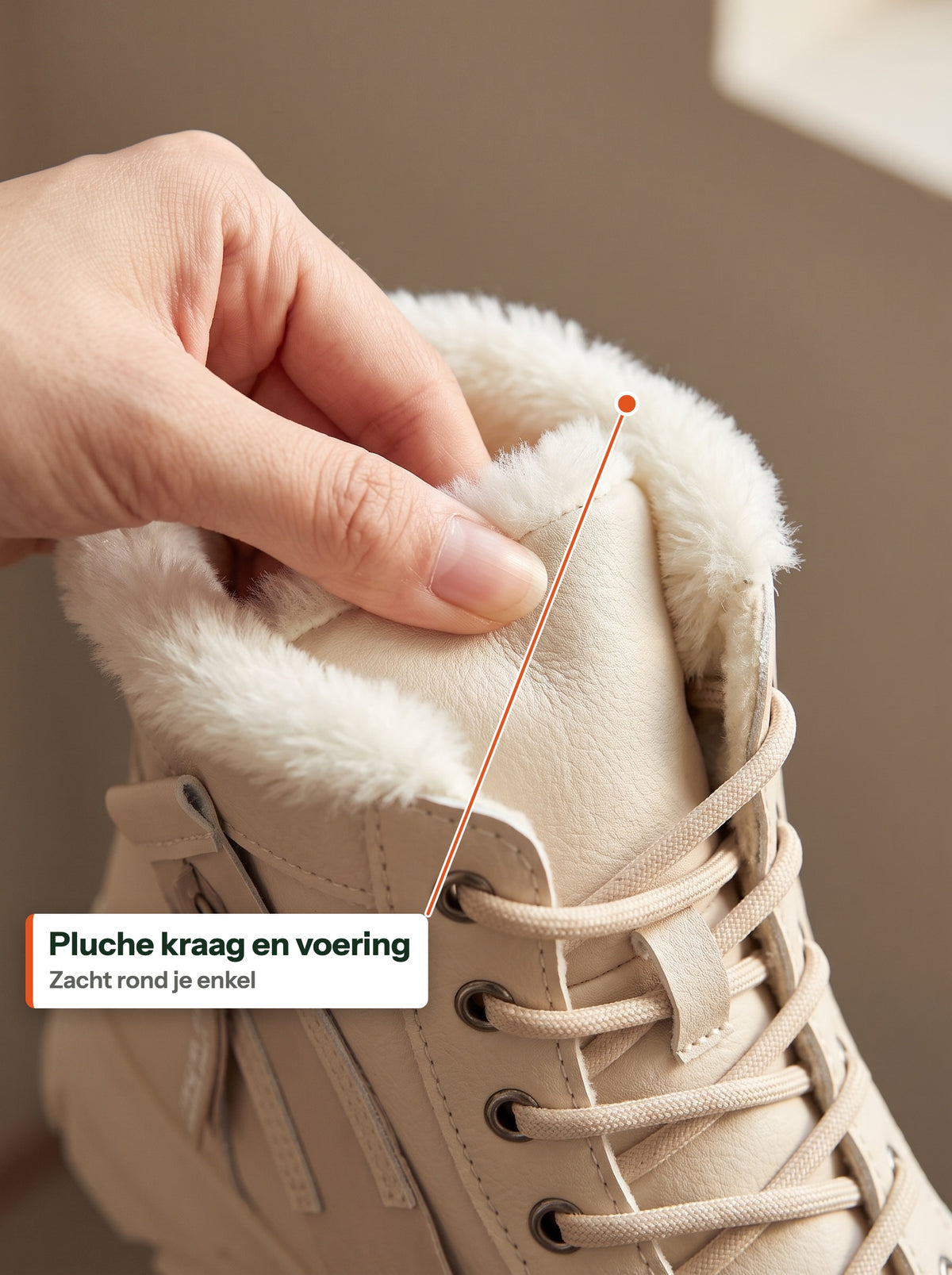Pluche kraag en voering, zacht rond je enkel