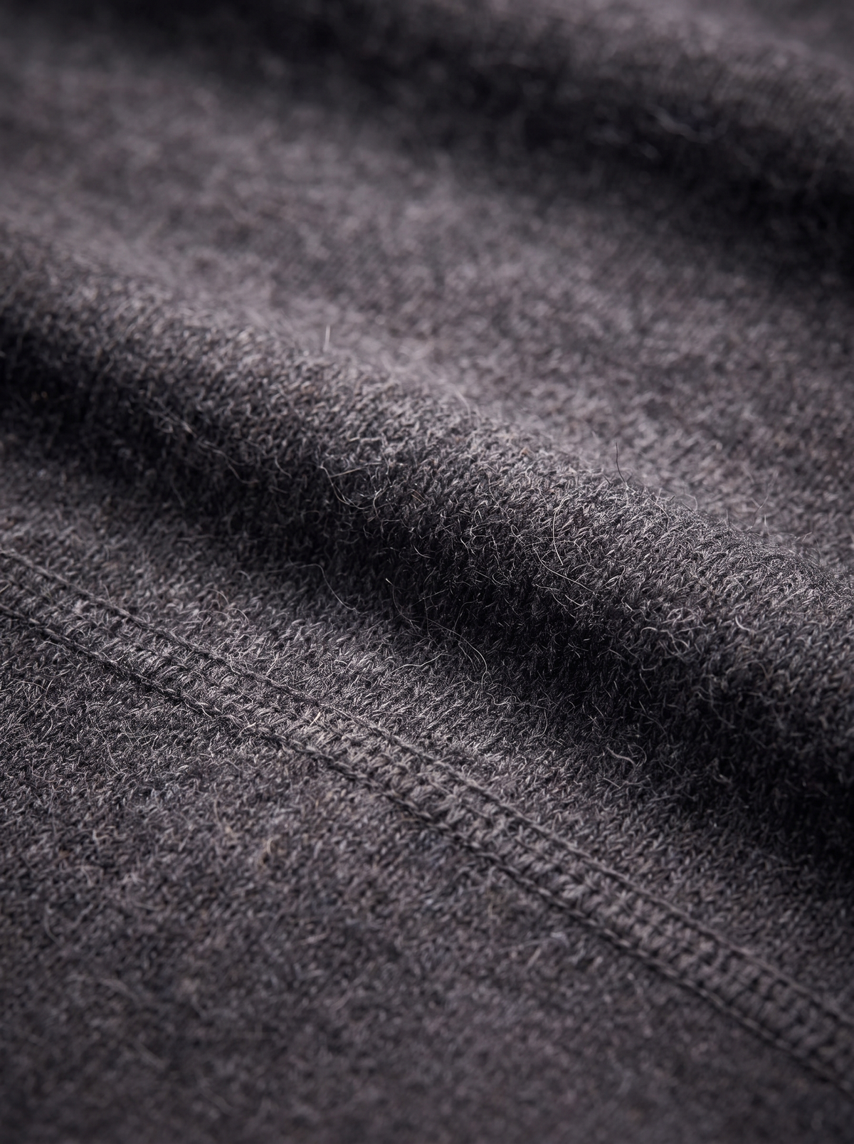 The Merino Blend Crew Women